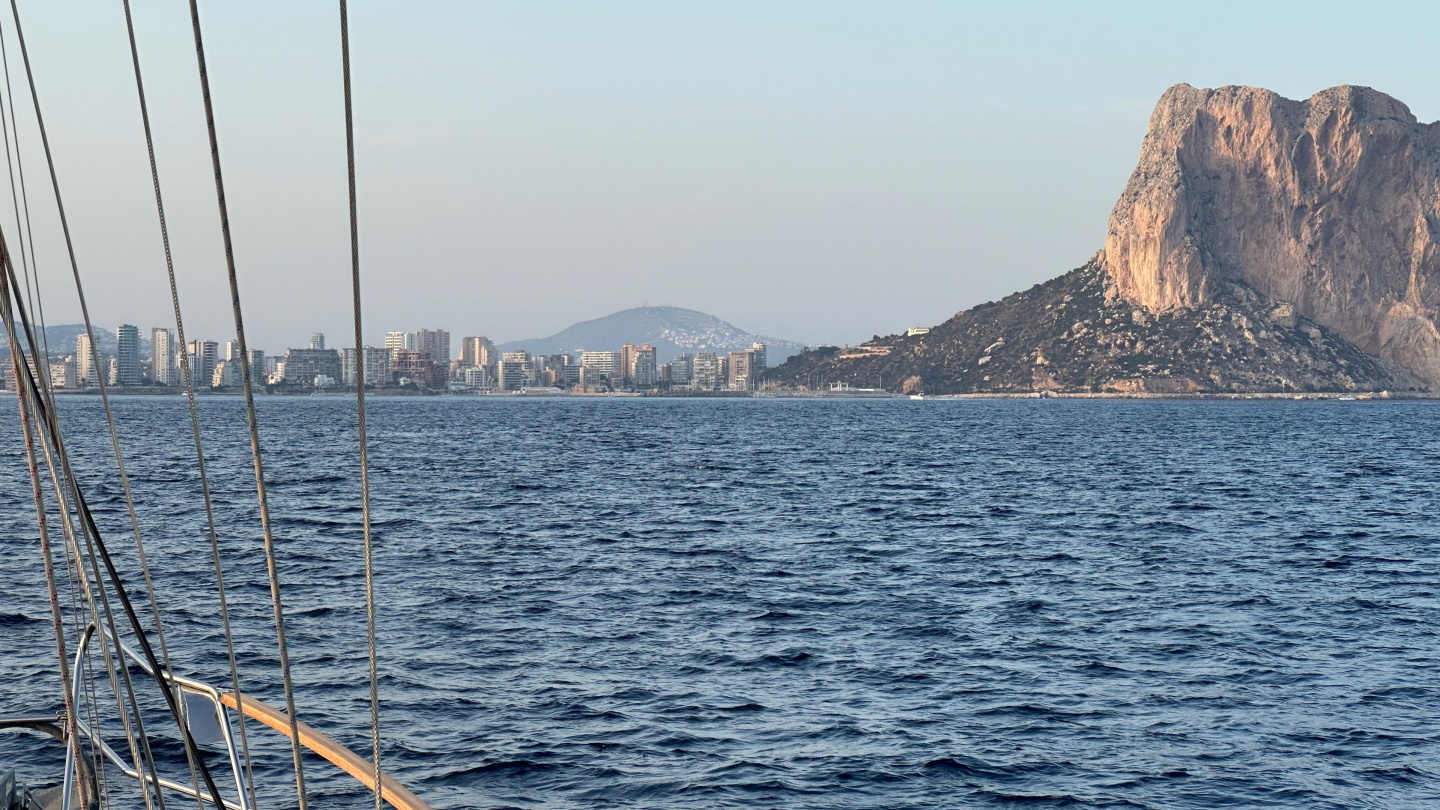 Suwena arriving in Calpe, Alicante, Spain